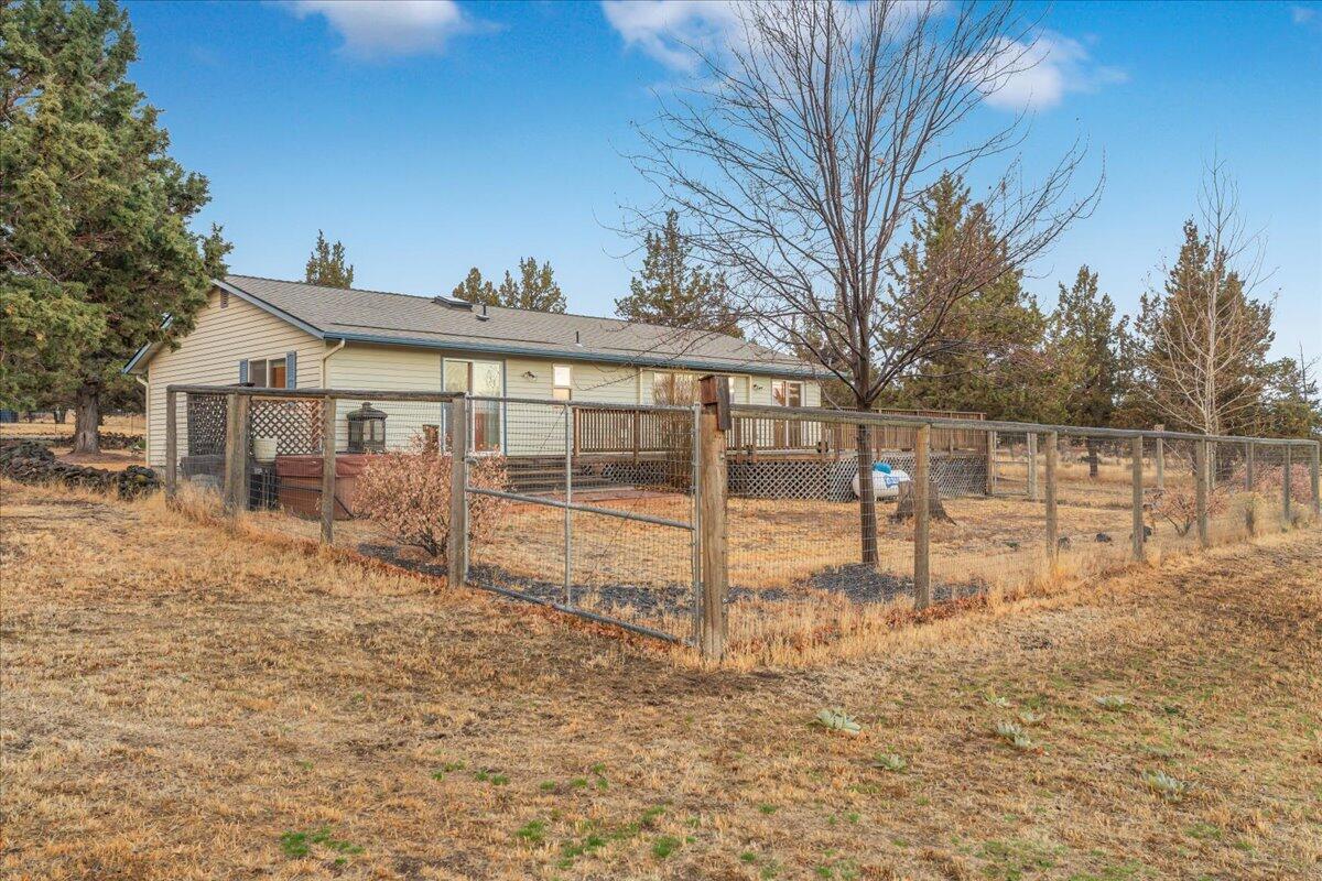 10573 Southwest Shad Road Terrebonne, OR 97760 - Photo 36 of 40 38-10573 SW Shad Rd-38