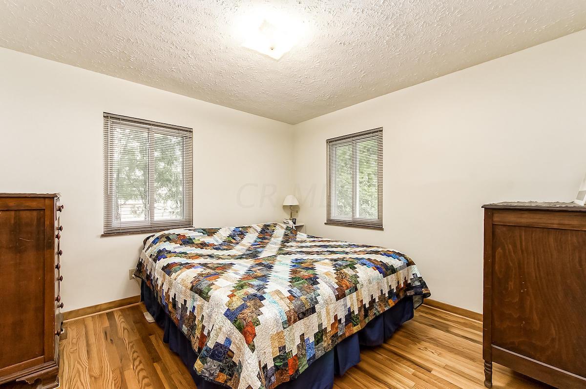 2336 Nottingham Road Columbus, OH 43221 - Photo 12 of 24 Gallery Image 12