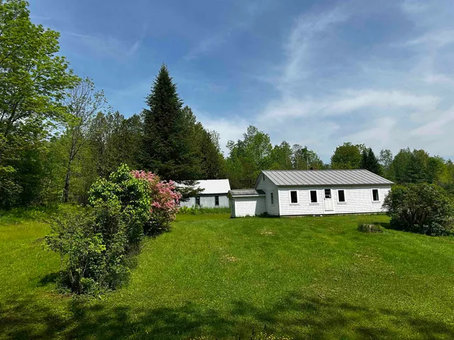 $375,000 | 196 Lafayette Road, Starksboro, VT 05443