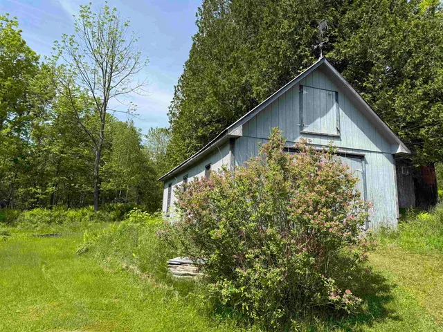 $375,000 | 196 Lafayette Road, Starksboro, VT 05443