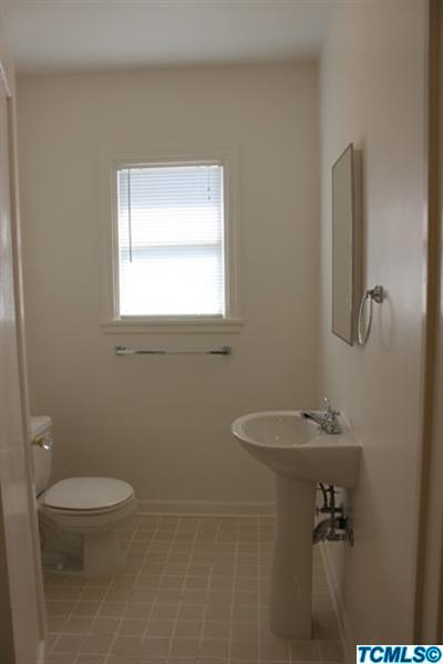 302 North B Street Exeter, CA 93221 - Photo 12 of 17 Additional Photo