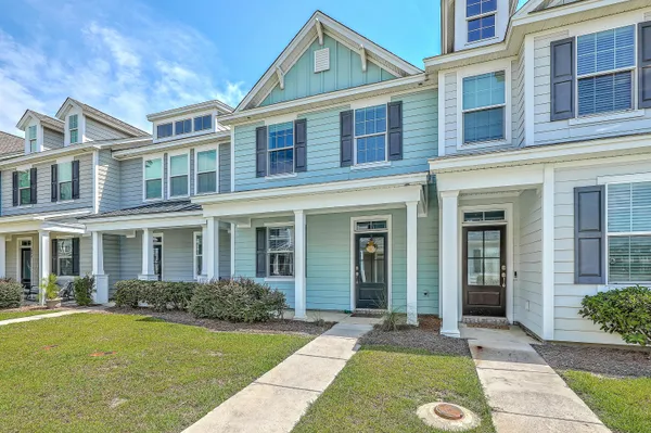 $284,700 | 602 Ravensridge Lane, Moncks Corner, SC 29461