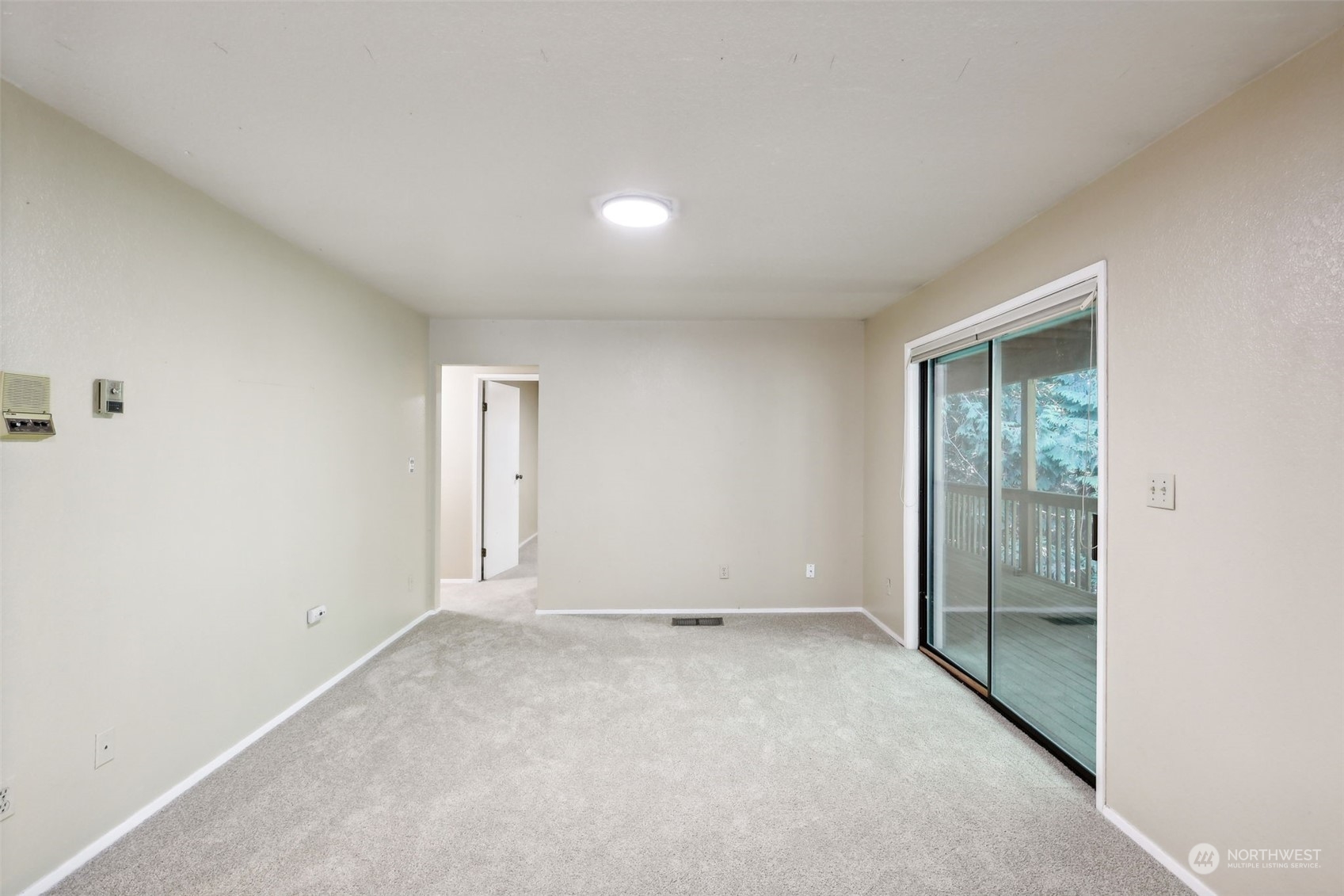 5817 Cady Road Everett, WA 98203 - Photo 17 of 35