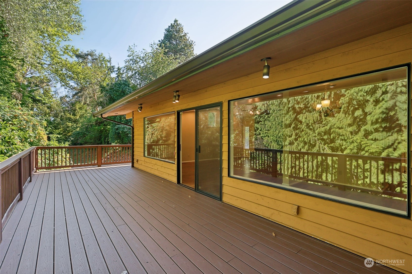 5817 Cady Road Everett, WA 98203 - Photo 28 of 35