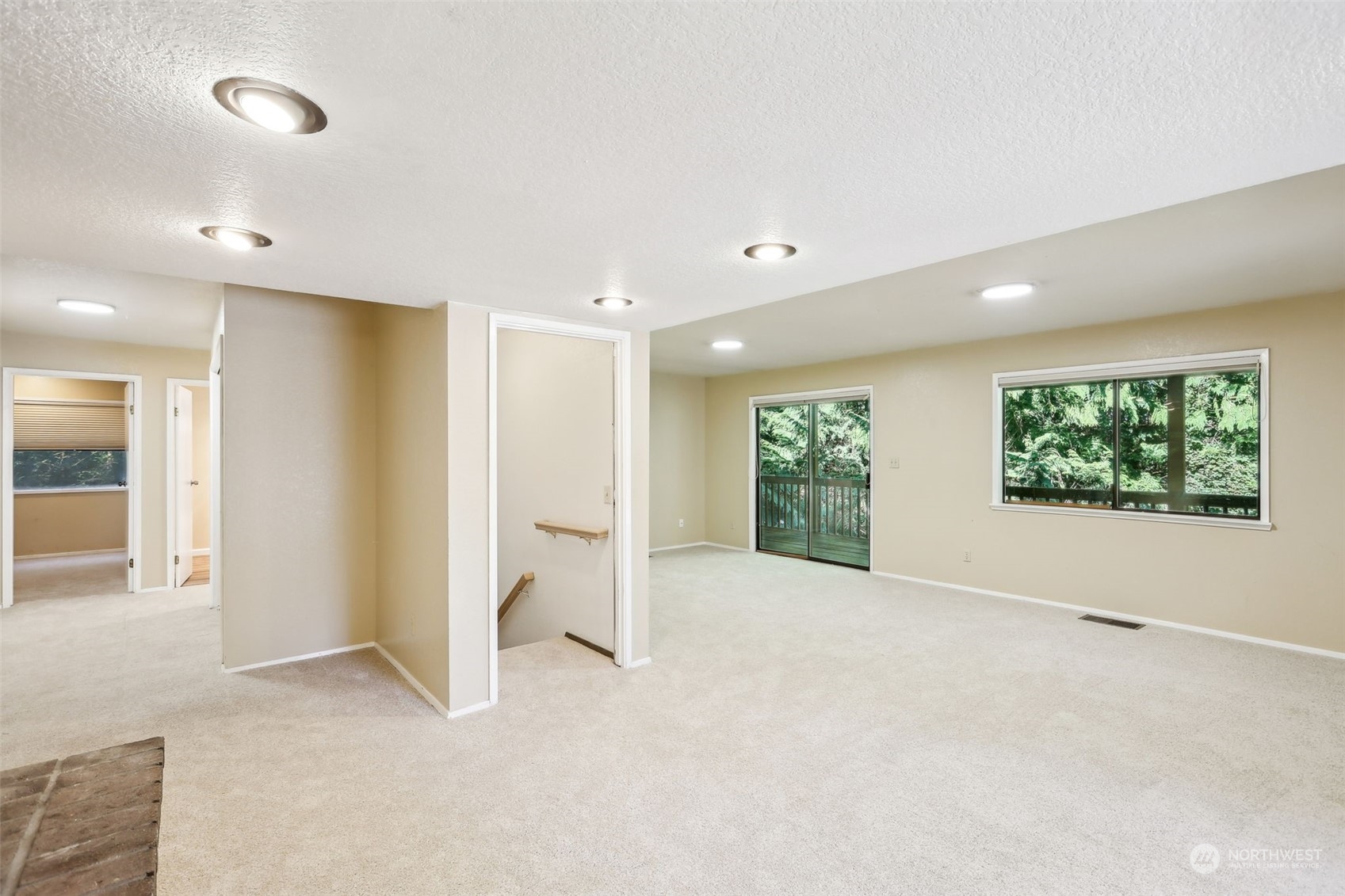 5817 Cady Road Everett, WA 98203 - Photo 9 of 35