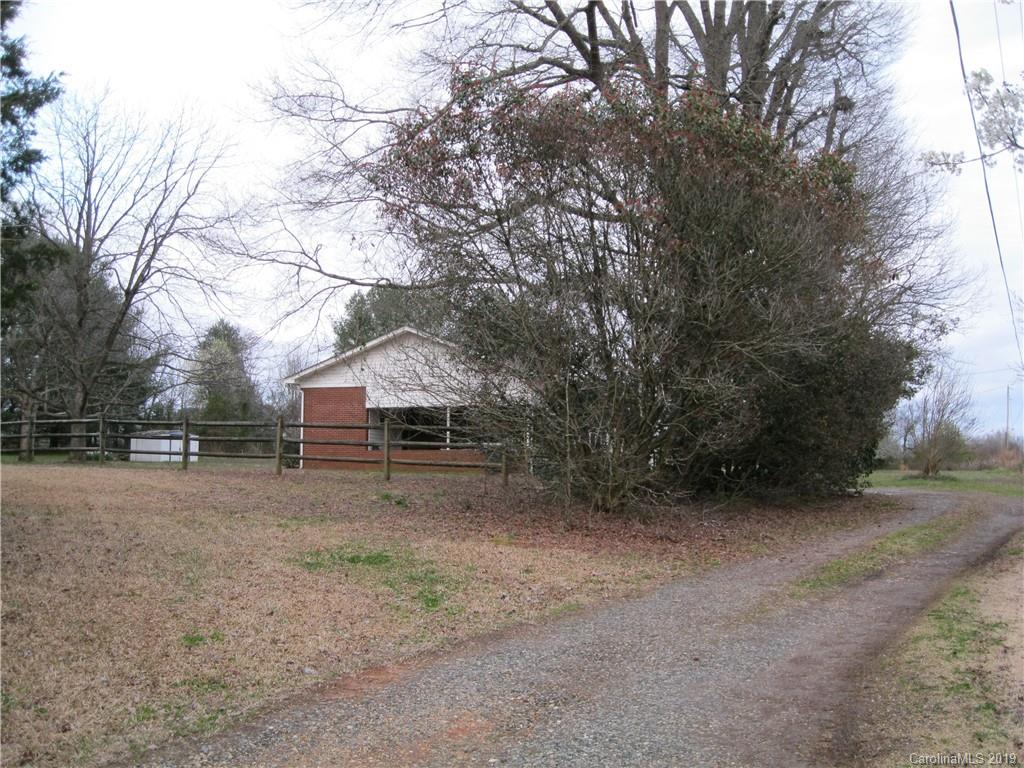 208 Harrelson Road Cherryville, NC 28021 - Photo 3 of 29 Gallery Image 3