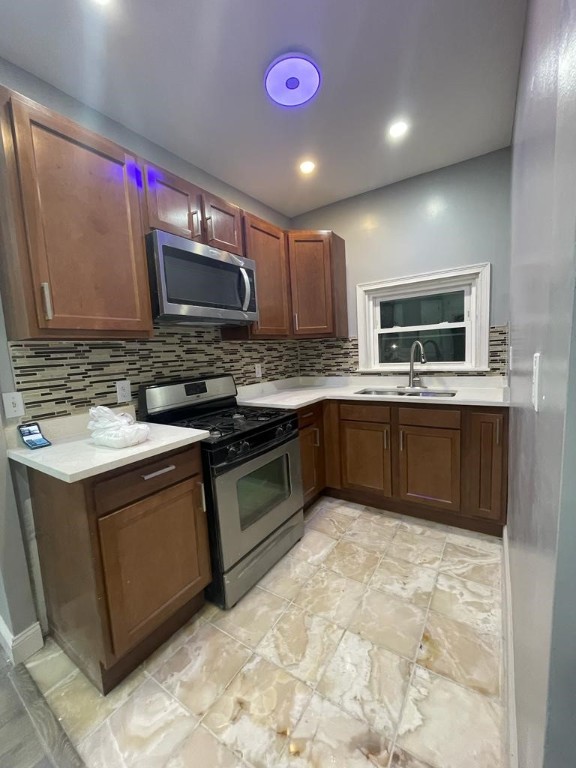 16 Carson Street Pawtucket, RI 02860 - Photo 3 of 18