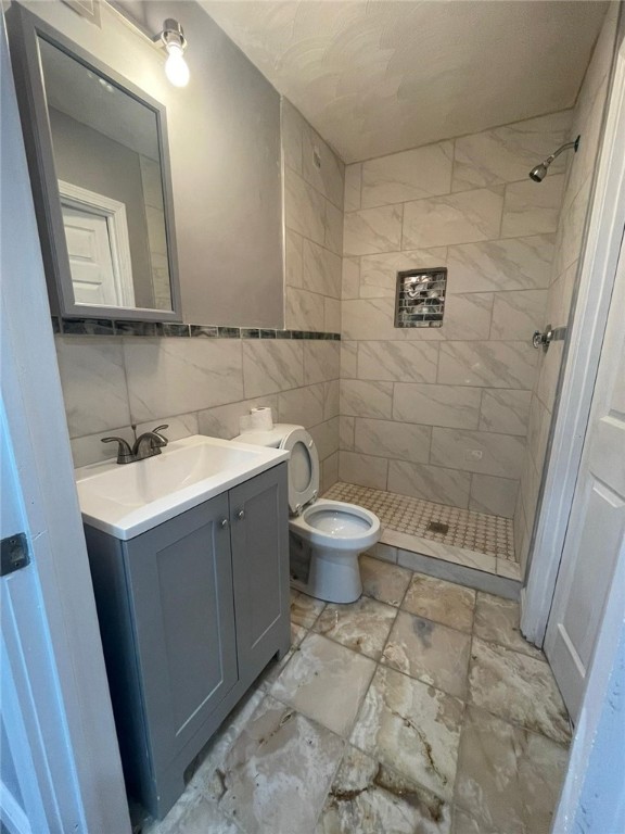 16 Carson Street Pawtucket, RI 02860 - Photo 10 of 18