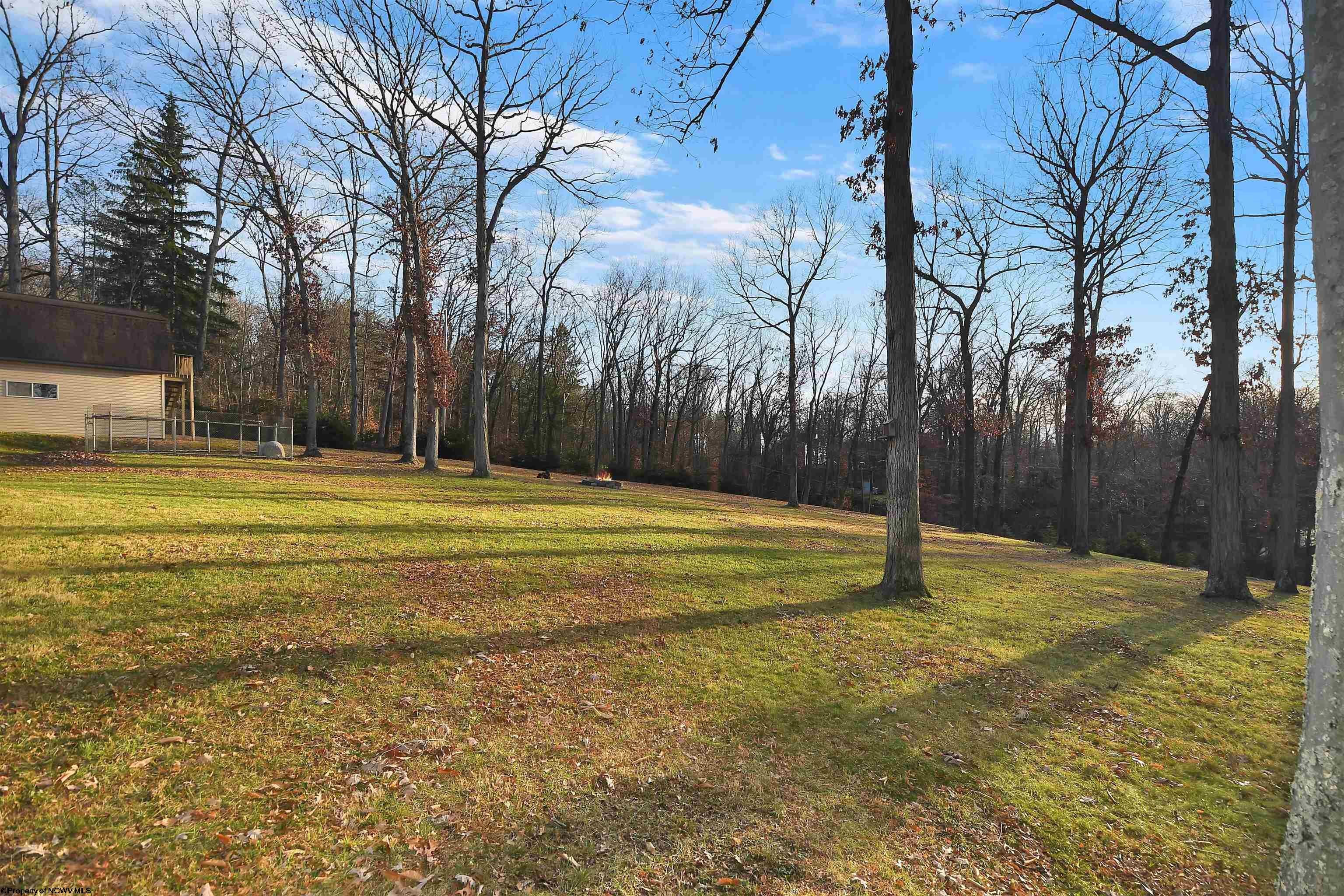 127 Tyrone Road Morgantown, WV 26508 - Photo 3 of 30 Gallery Image 3