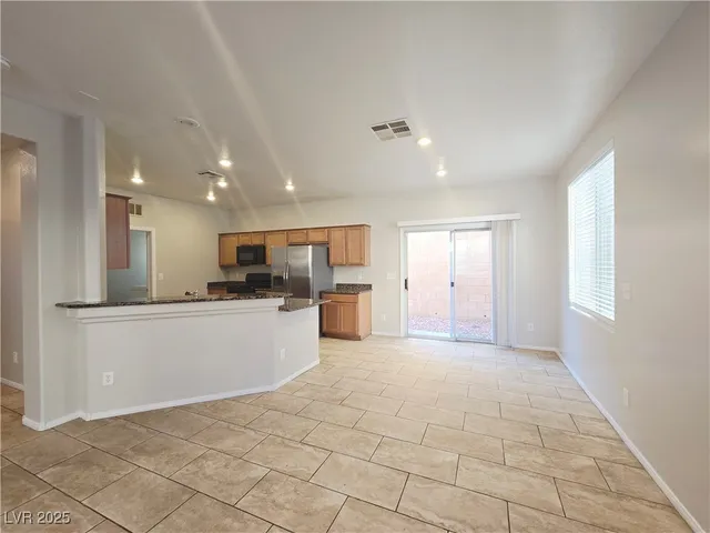 $2,075 | 8352 Mokena Avenue, Las Vegas, NV 89178