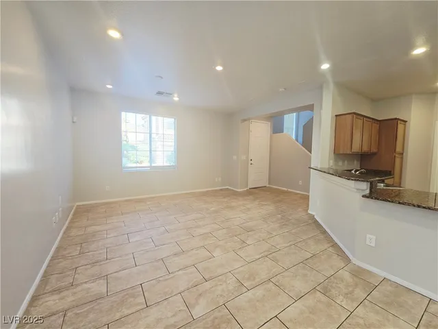 $2,075 | 8352 Mokena Avenue, Las Vegas, NV 89178