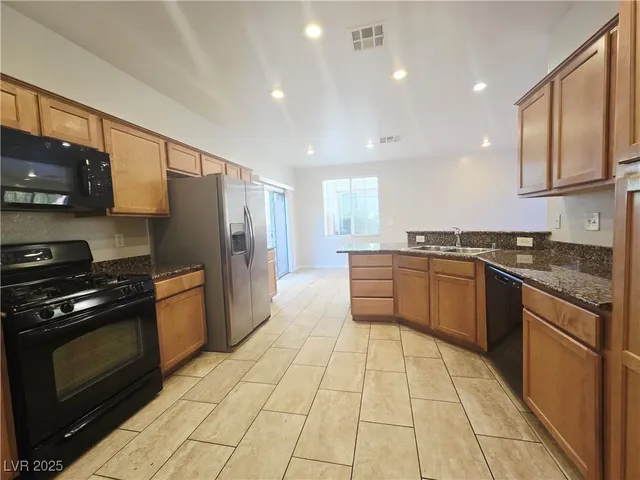 $2,075 | 8352 Mokena Avenue, Las Vegas, NV 89178