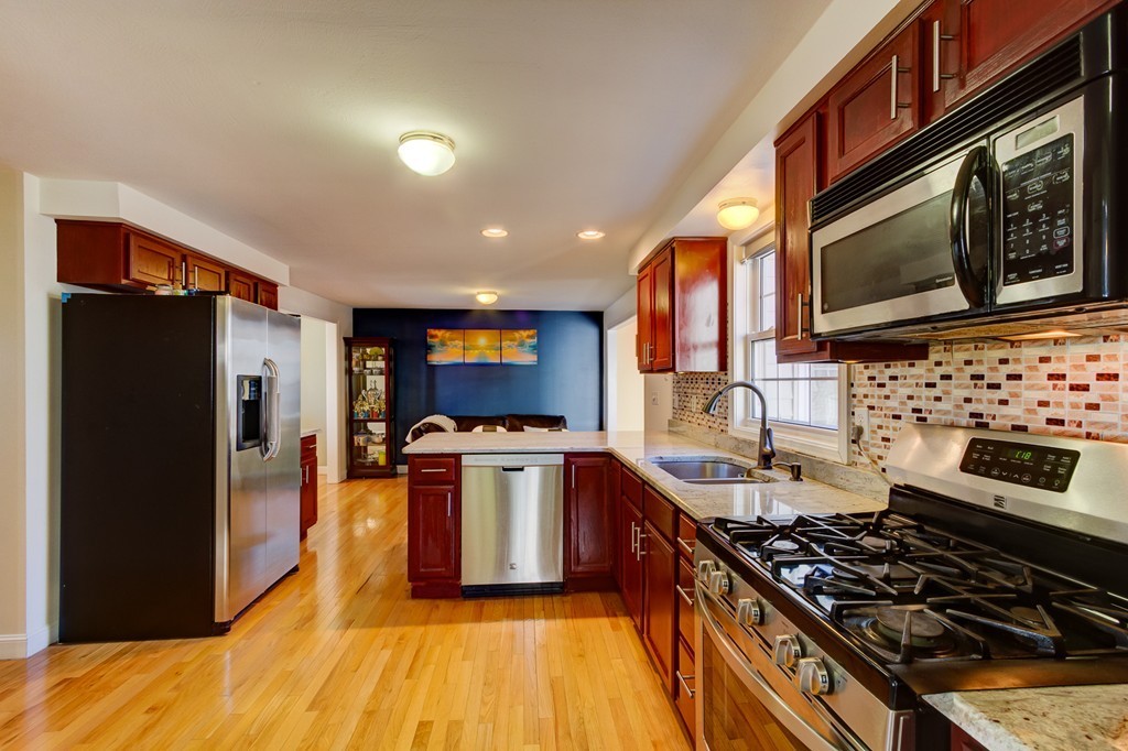 41 Nile Street, Unit 16 Billerica, MA 01821 - Photo 7 of 30