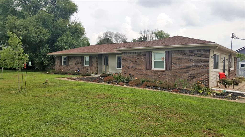 503 North Windswept Road Greenfield, IN 46140 - Photo 1 of 14 Gallery Image 1