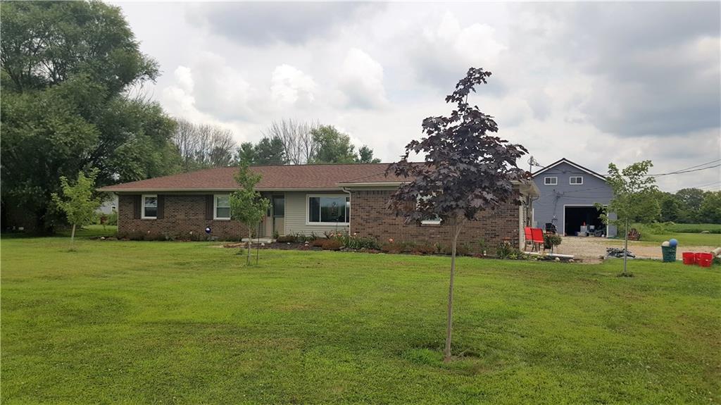 503 North Windswept Road Greenfield, IN 46140 - Photo 2 of 14 Gallery Image 2