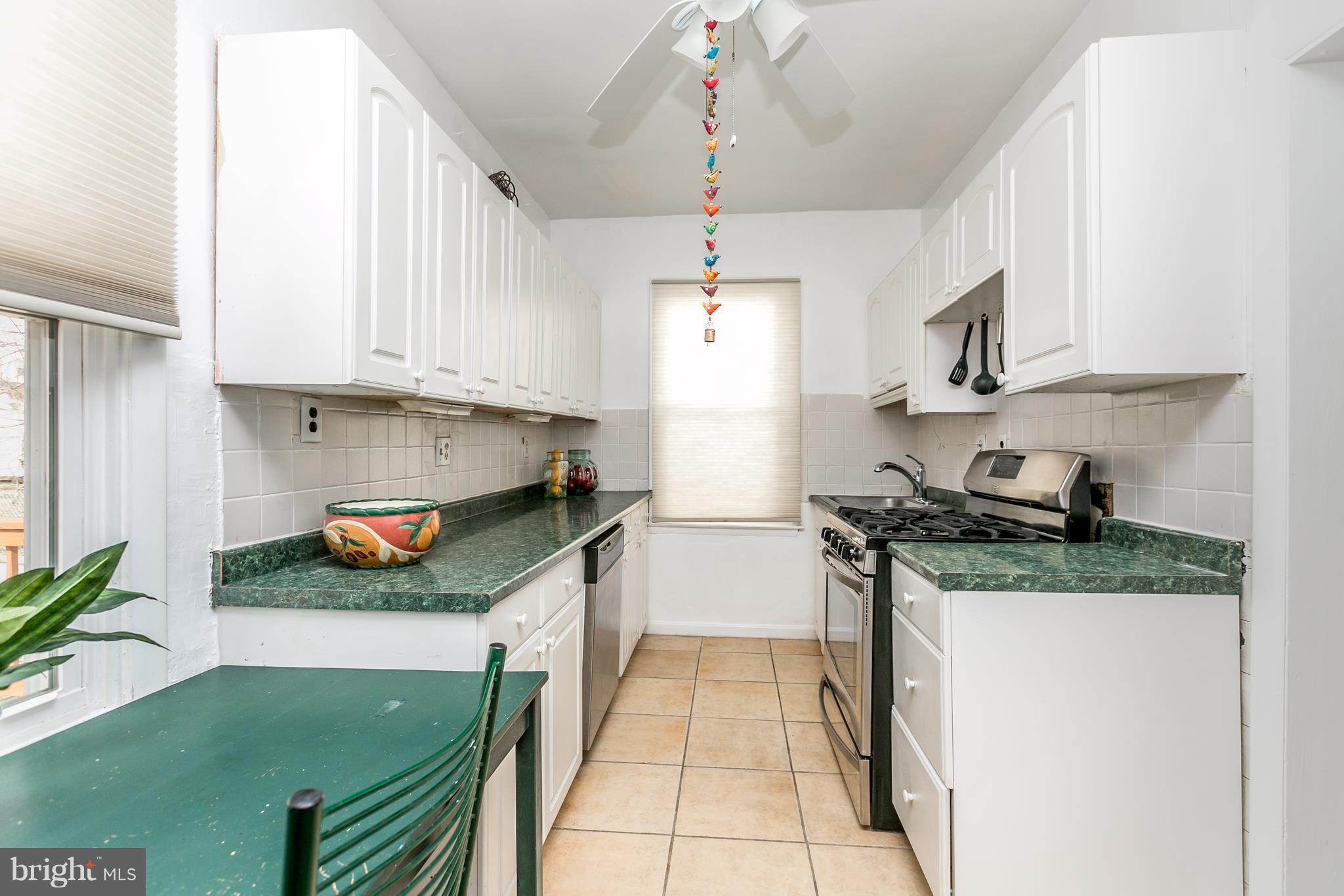 2903 Garnet Road Baltimore, MD 21234 - Photo 14 of 30 Kitchen