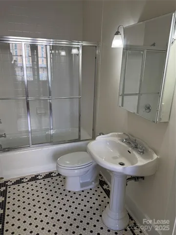 $1,399 | 515 North Church Street, Unit 204, Charlotte, NC 28202