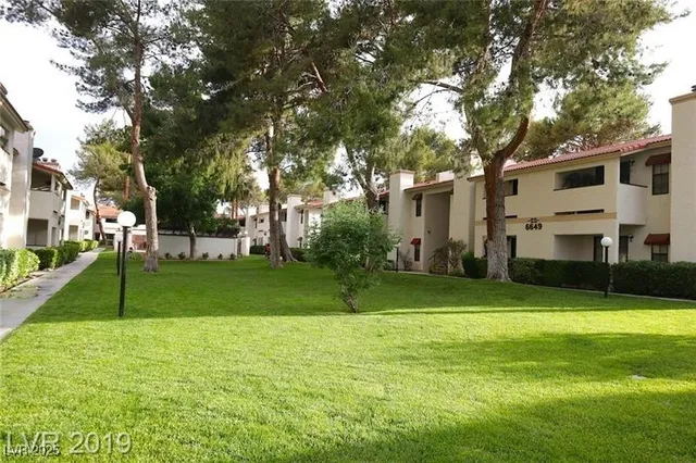 $1,350 | 6619 West Tropicana Avenue, Unit 202, Las Vegas, NV 89103
