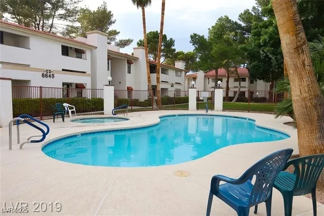 $1,350 | 6619 West Tropicana Avenue, Unit 202, Las Vegas, NV 89103
