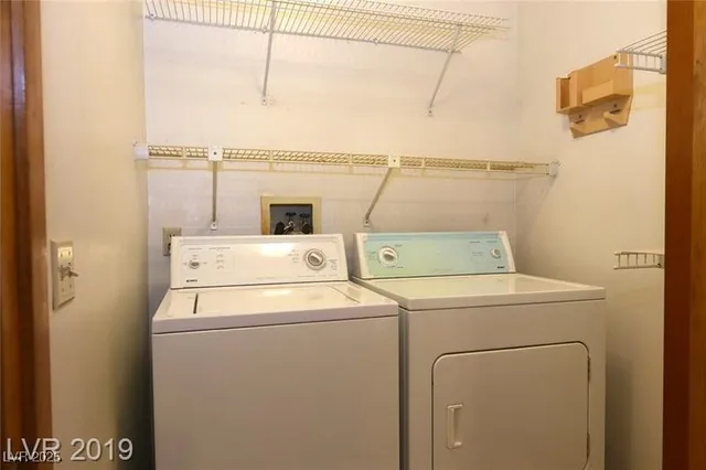 $1,350 | 6619 West Tropicana Avenue, Unit 202, Las Vegas, NV 89103