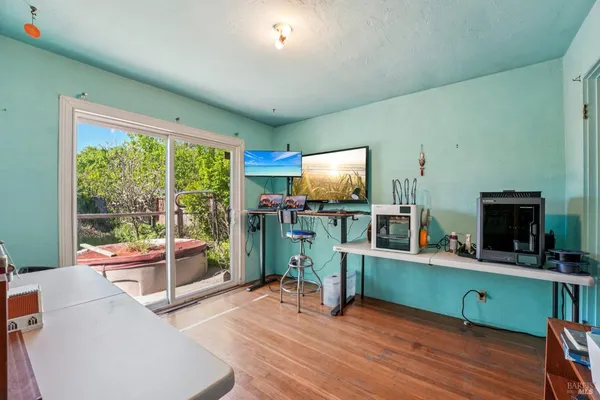 $550,000 | 1533 Joan Drive, Petaluma, CA 94954