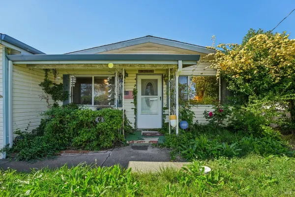 $550,000 | 1533 Joan Drive, Petaluma, CA 94954