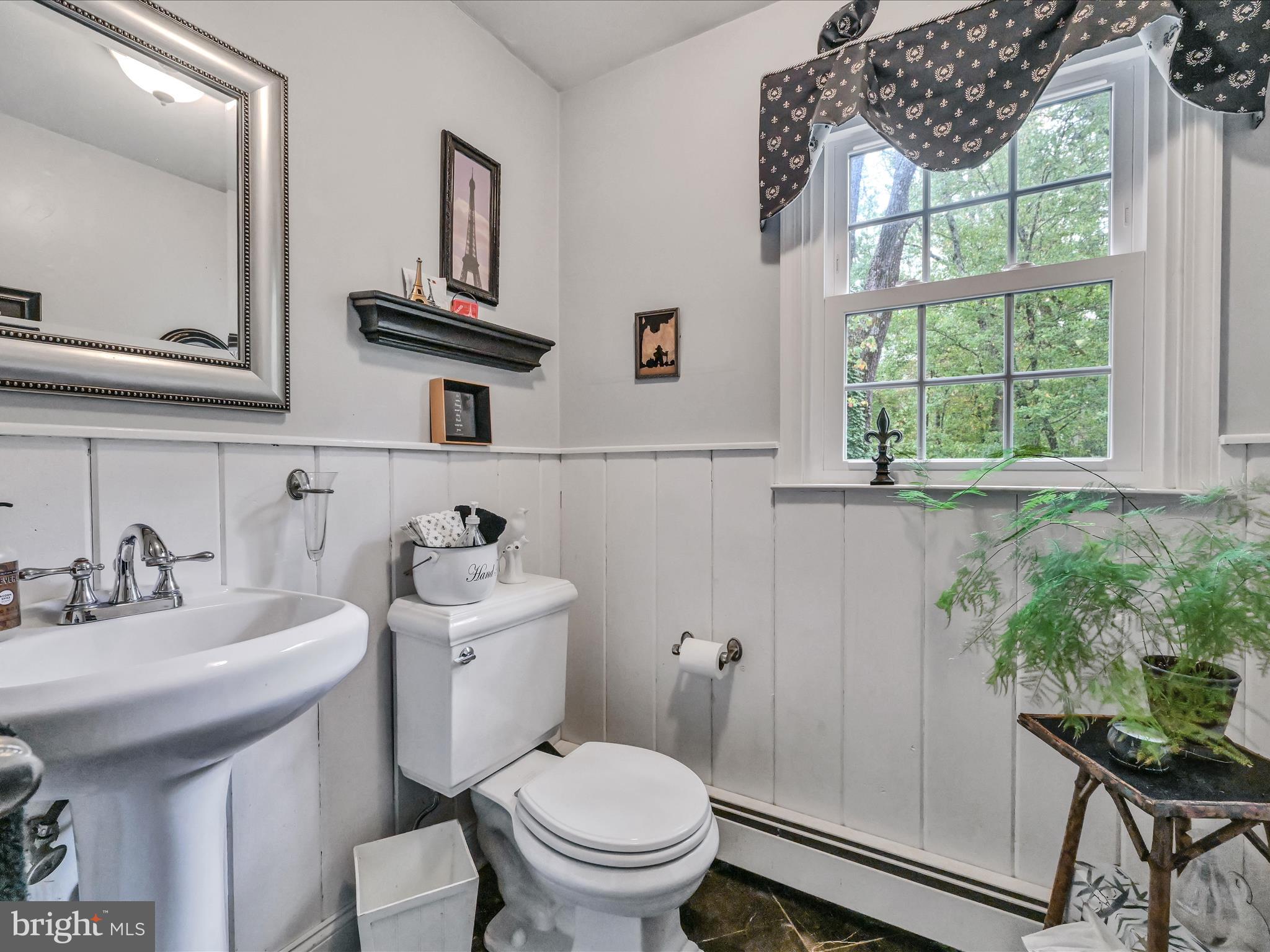 2 Cold Spring Road Media, PA 19063 - Photo 23 of 55 Main Level Powder Room