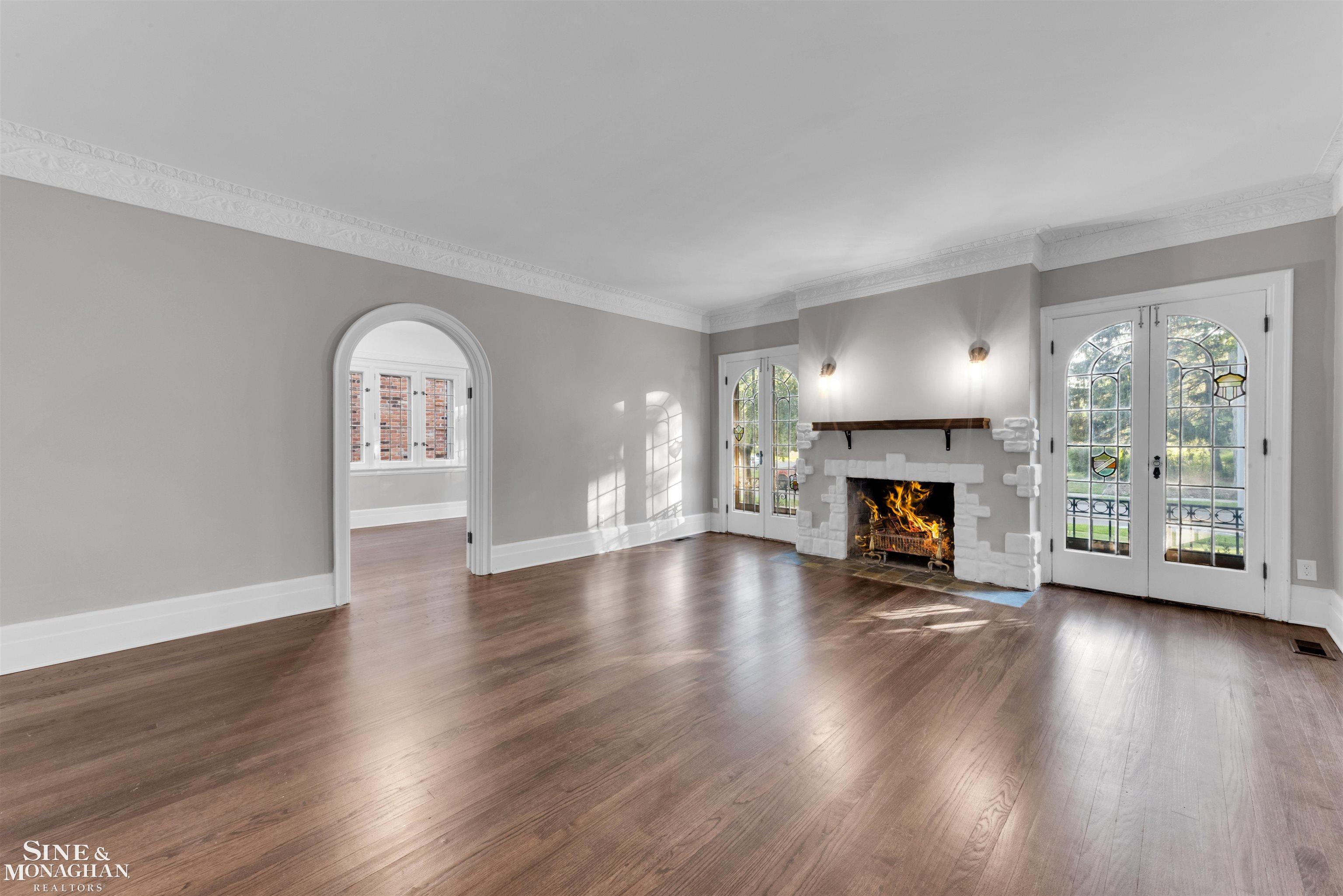 908 Trombley Road, Unit 2 Grosse Pointe, MI 48230 - Photo 5 of 73