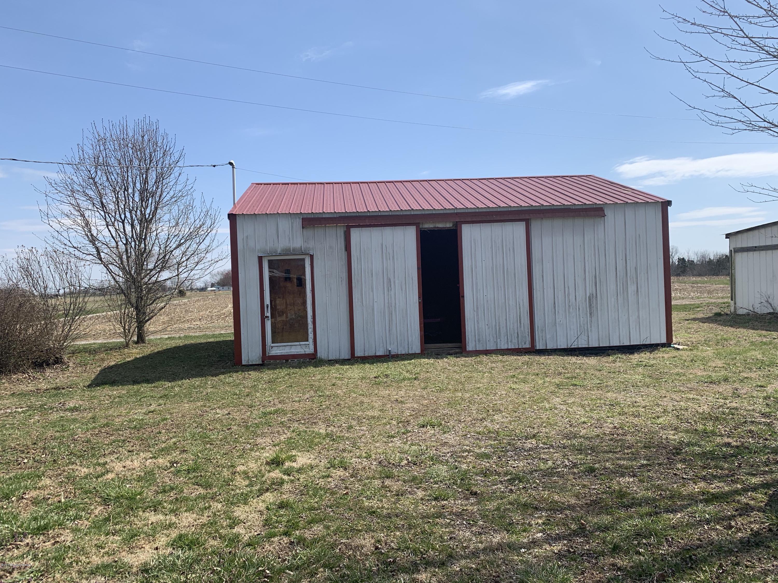 8945 Maddox Ridge Road Turners Station, KY 40075 - Photo 23 of 24 CyPvtfUuRSqtB3PETJfqYw