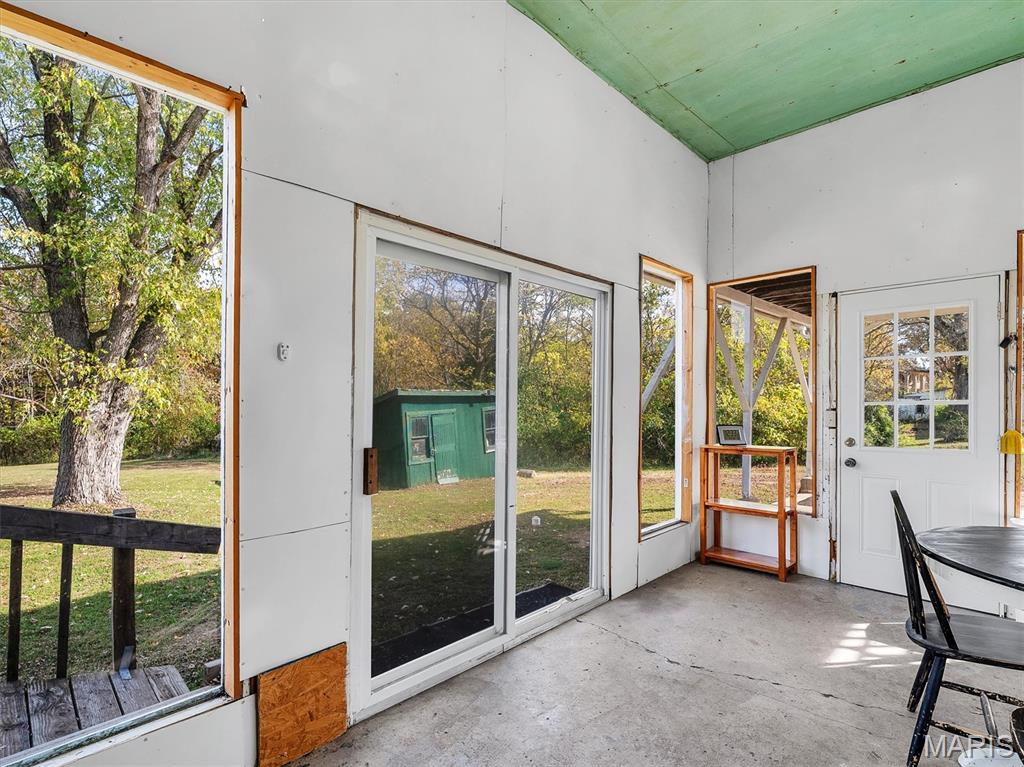 508 Hughes Ford Road Sullivan, MO 63080 - Photo 12 of 34