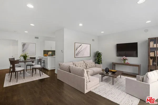 $4,650 | 1055 South Bedford Street, Unit 2, Los Angeles, CA 90035