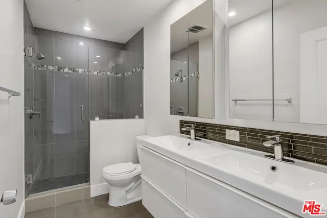 $4,850 | 1055 South Bedford Street, Unit 2, Los Angeles, CA 90035