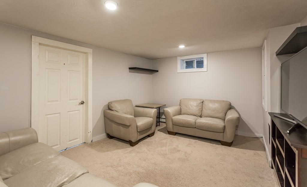 237 Reed Street Hanson, MA 02341 - Photo 17 of 26 Gallery Image 17