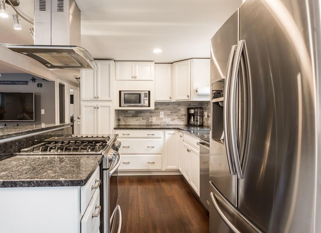 237 Reed Street Hanson, MA 02341 - Photo 3 of 26 Gallery Image 3