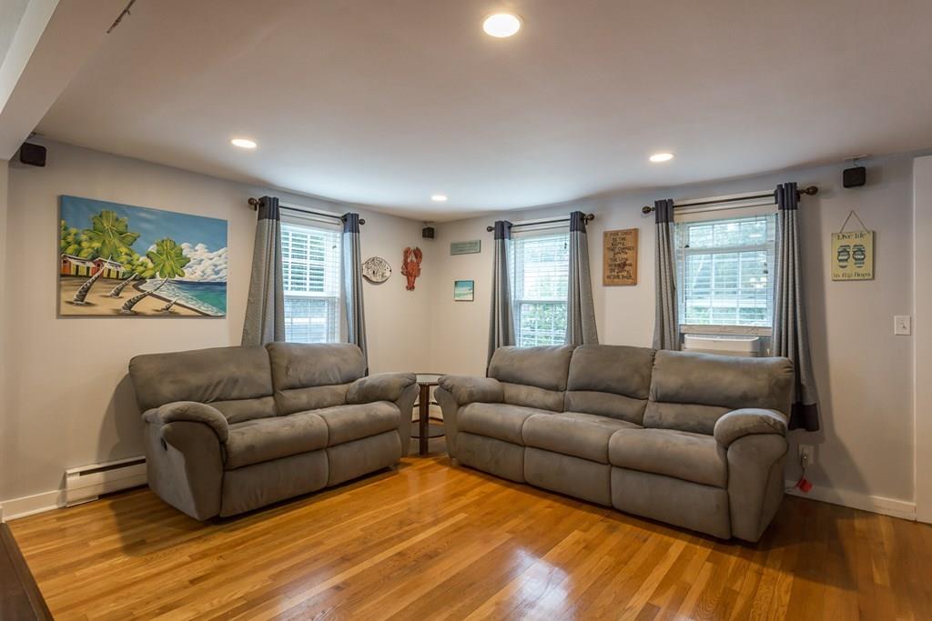 237 Reed Street Hanson, MA 02341 - Photo 5 of 26 Gallery Image 5