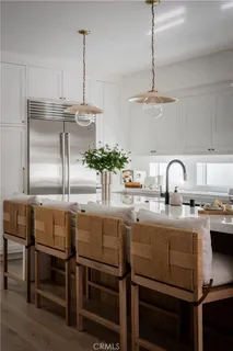 $4,250,000 | 616 Poinsettia Avenue, Corona del Mar, CA 92625