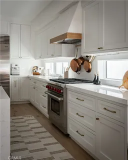 $4,250,000 | 616 Poinsettia Avenue, Corona del Mar, CA 92625