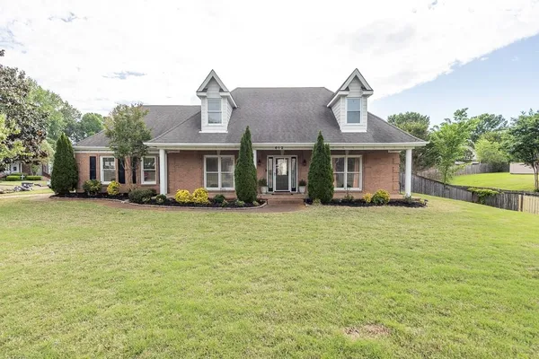 $514,900 | 812 Planters Ridge Drive, Collierville, TN 38017