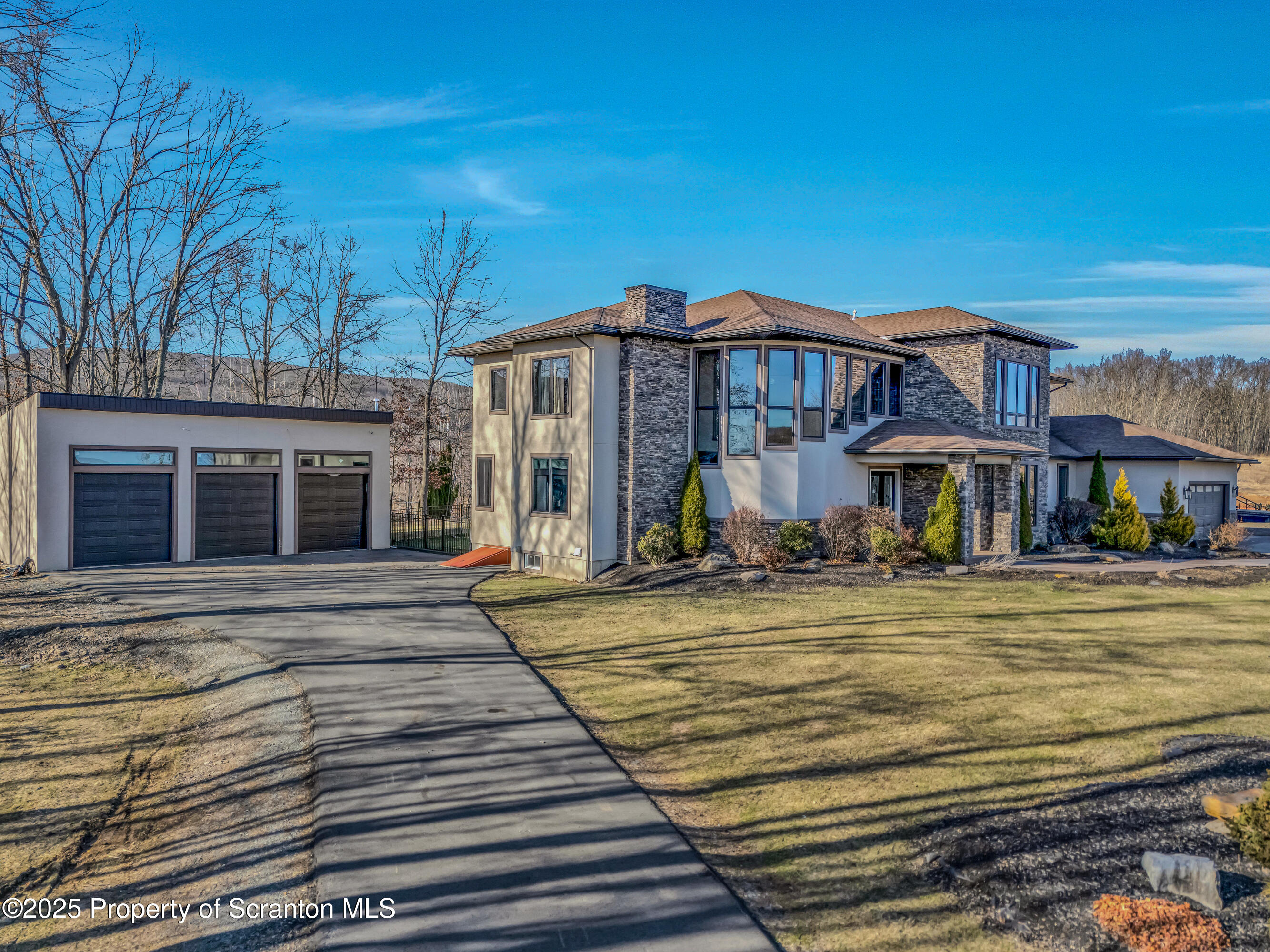 815 Oak Street Archbald, PA 18403 - Photo 12 of 85 Oak_-12