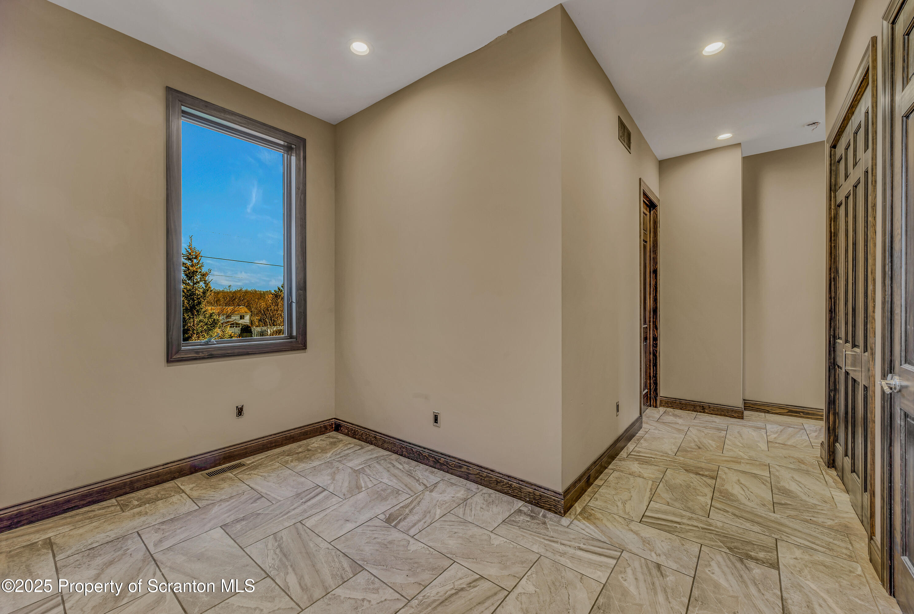 815 Oak Street Archbald, PA 18403 - Photo 49 of 85 Oak_-47