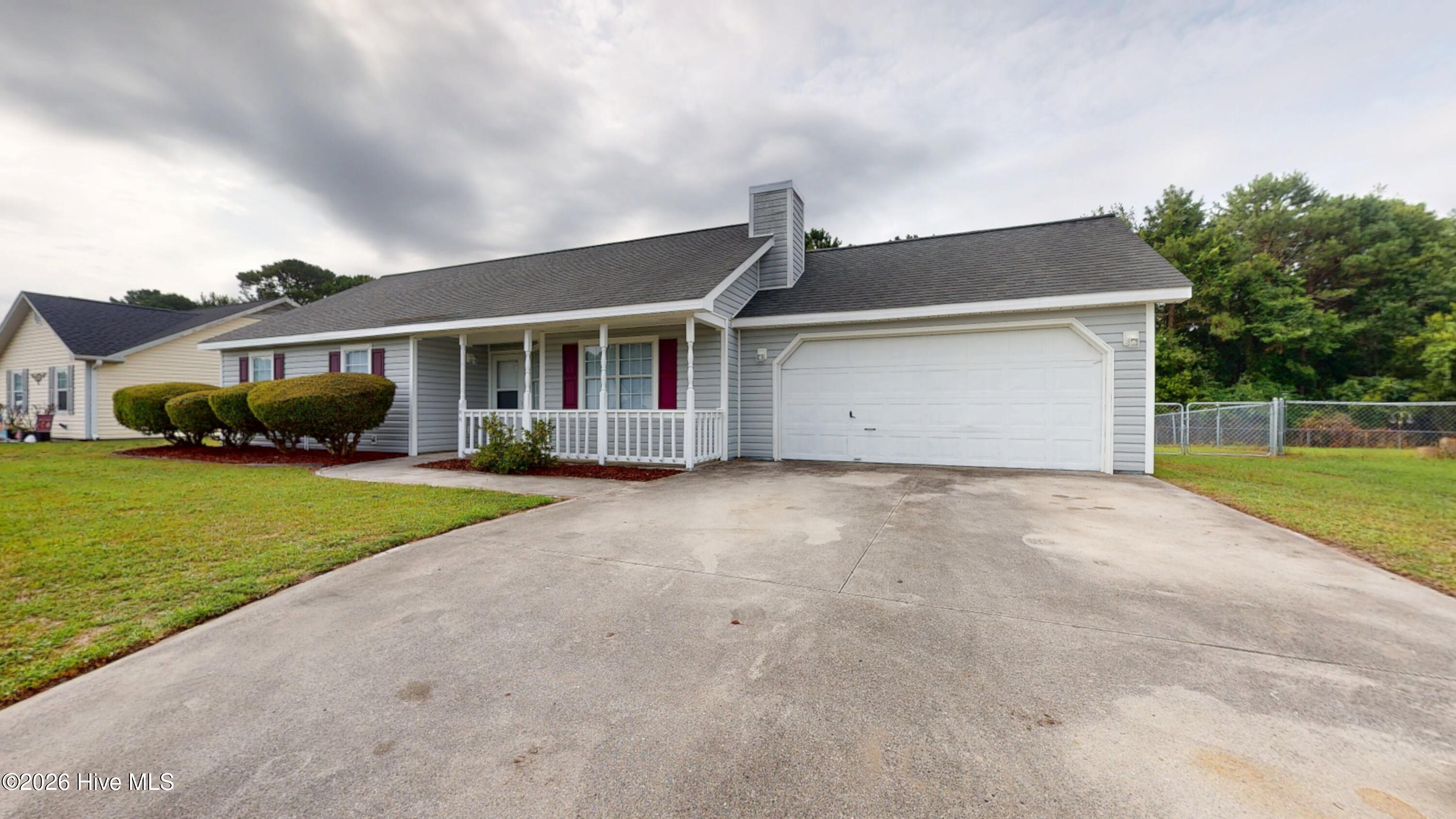 144 Parnell Road Hubert, NC 28539 - Photo 2 of 29 07092026_115839