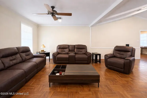 $220,000 | 1 Pecan Way, Natchez, MS 39120