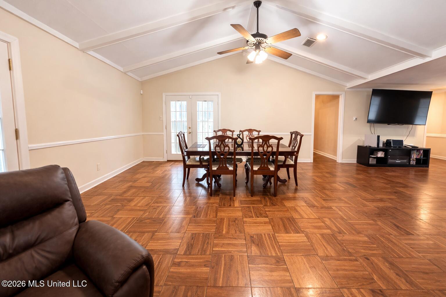 1 Pecan Way Natchez, MS 39120 - Photo 7 of 33 1050E2C9-AEE3-452C-9210-5BF5CD29F6DD