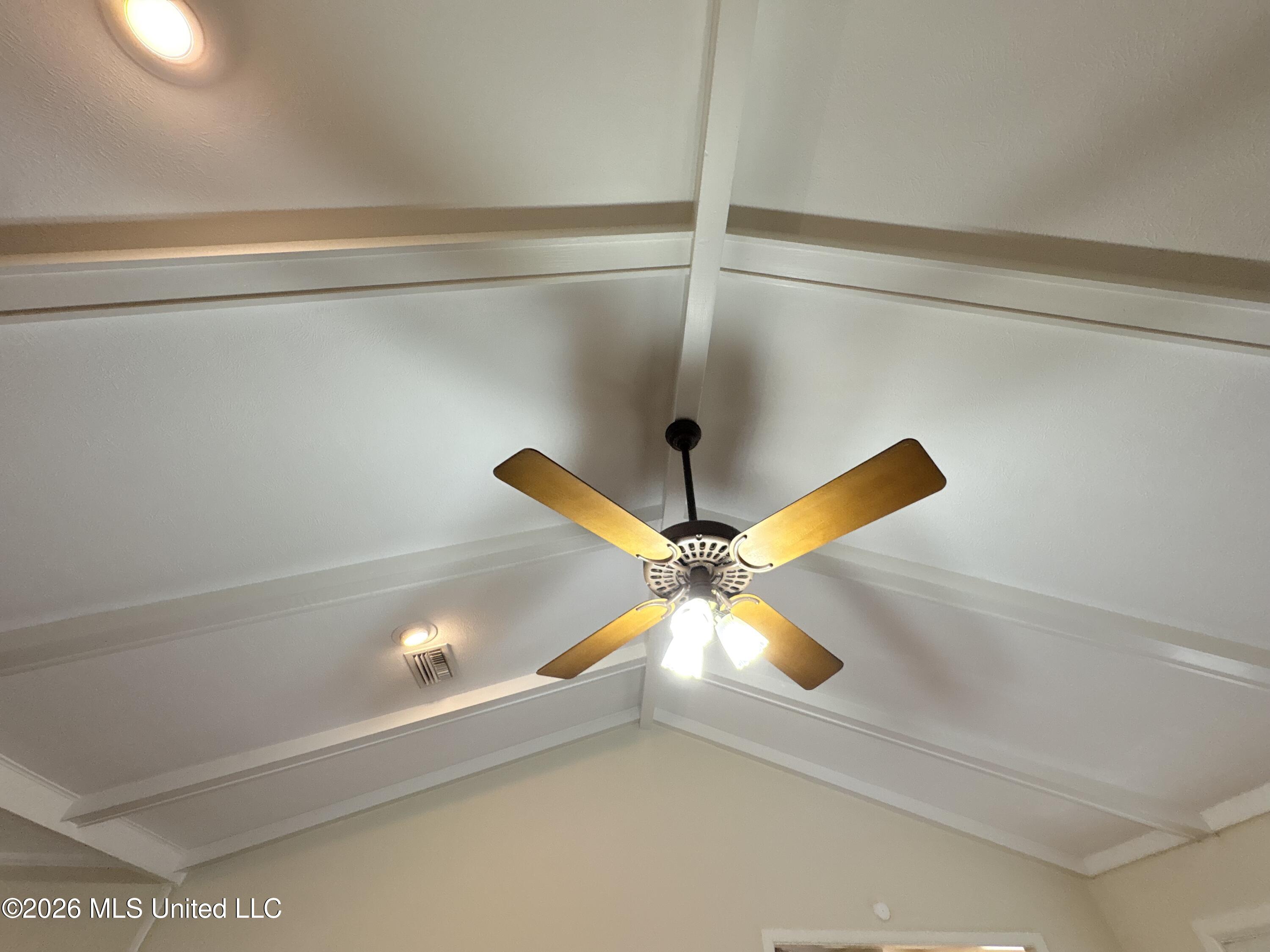 1 Pecan Way Natchez, MS 39120 - Photo 8 of 33 IMG_0288