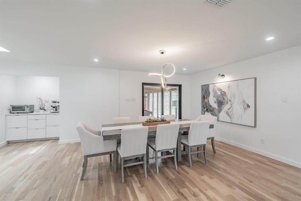 3641 Timberview Road Dallas, TX 75229 - Photo 11 of 29