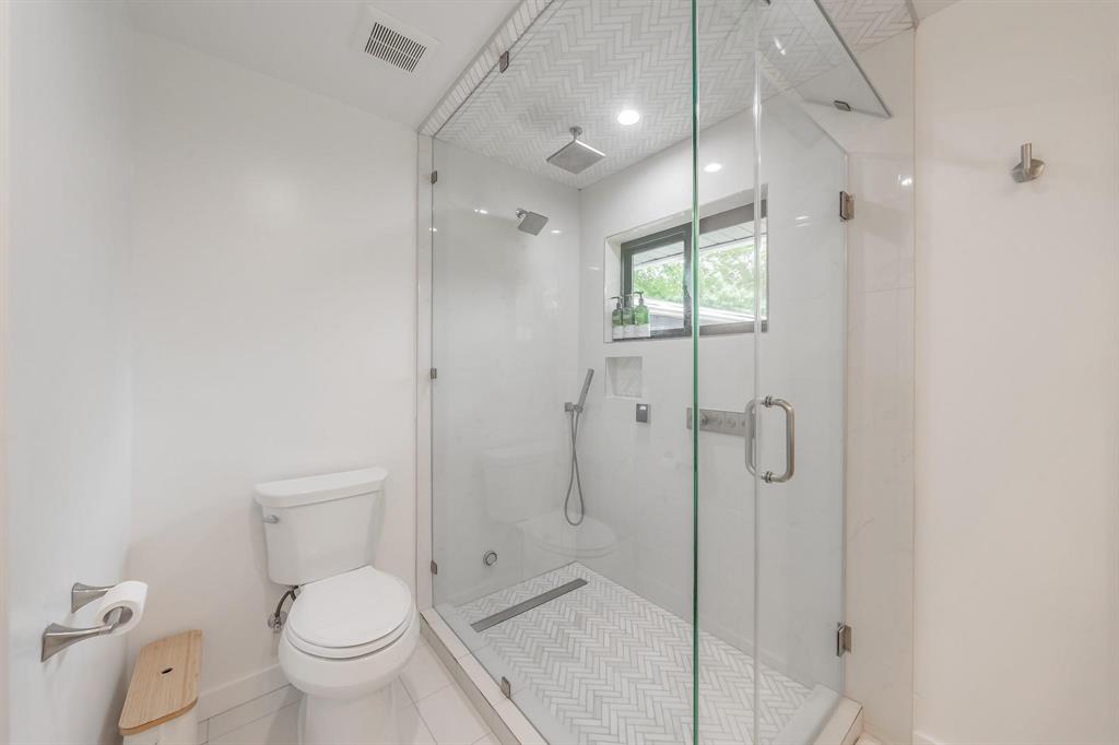 3641 Timberview Road Dallas, TX 75229 - Photo 18 of 29