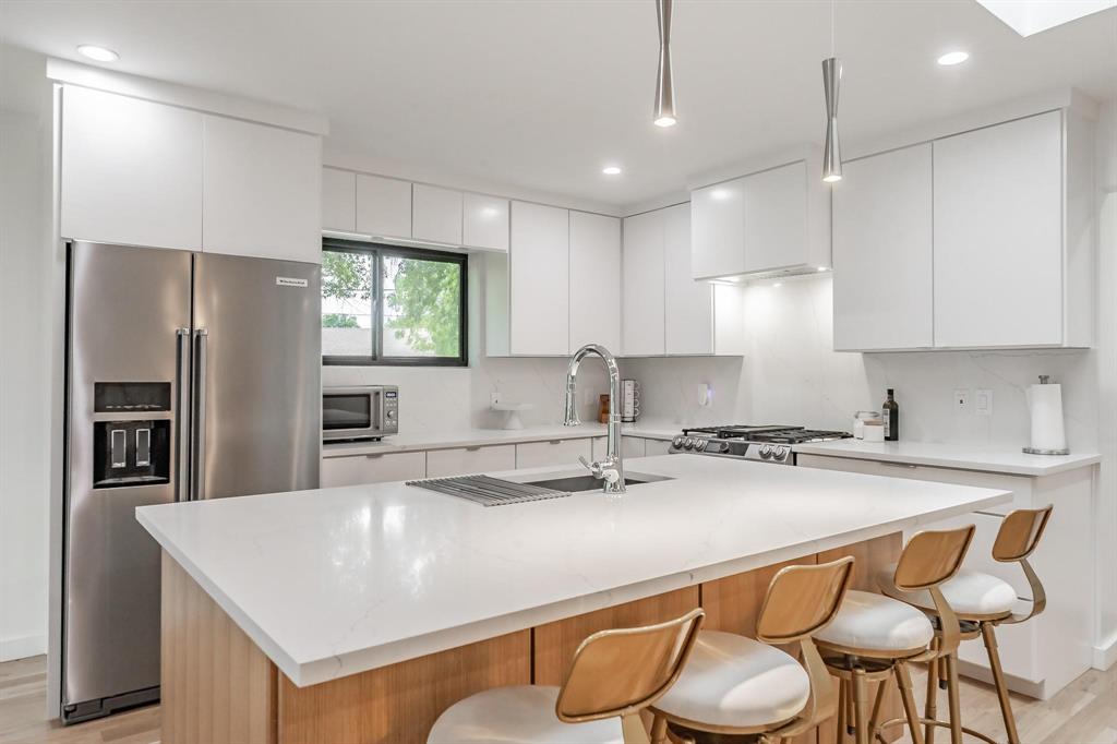 3641 Timberview Road Dallas, TX 75229 - Photo 9 of 29