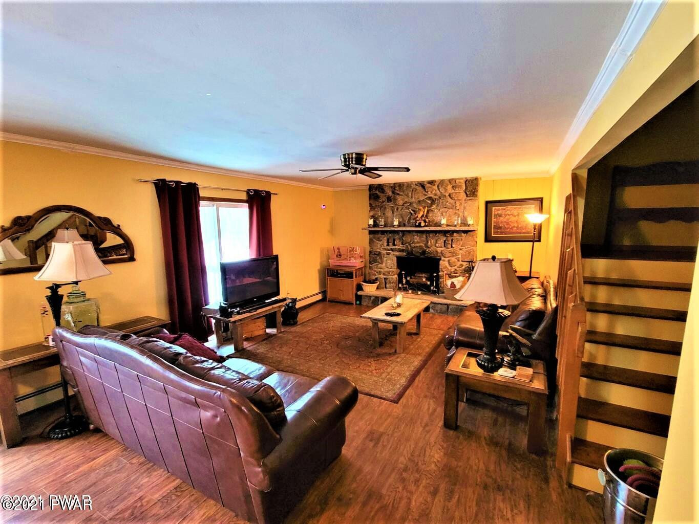 125 Chippy Cole Road Milford, PA 18337 - Photo 2 of 14 125 Chippy Cole Rd