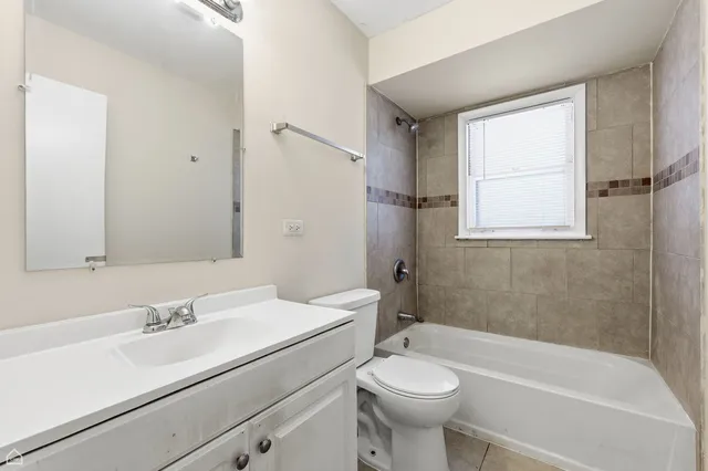 $189,900 | 16364 Evans Avenue, South Holland, IL 60473