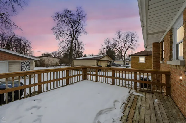 $189,900 | 16364 Evans Avenue, South Holland, IL 60473